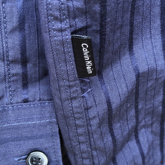 Calvin Klein button down shirt - Picture 4 of 5